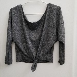 Mid sleeve crop top